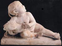 Pompei, statuetta di fanciullo con l'oca