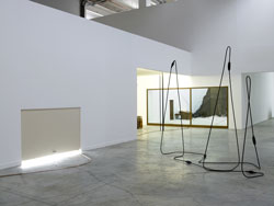 Tatiana Trouv - Exhibition view Double bind Palais de Tokyo, Paris 02-2007  Tecnica mista, dimensioni variabili / Mixed media variable dimensions  photograph: Marc Domage Courtesy of the artist 